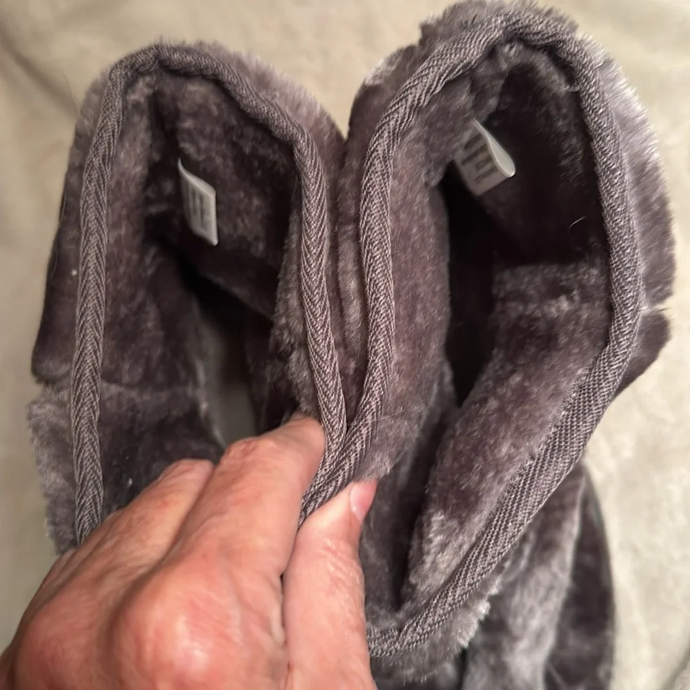 Gray fuzzy slipper boots XL/W 11 NWOT Unbranded - Picture 4 of 7